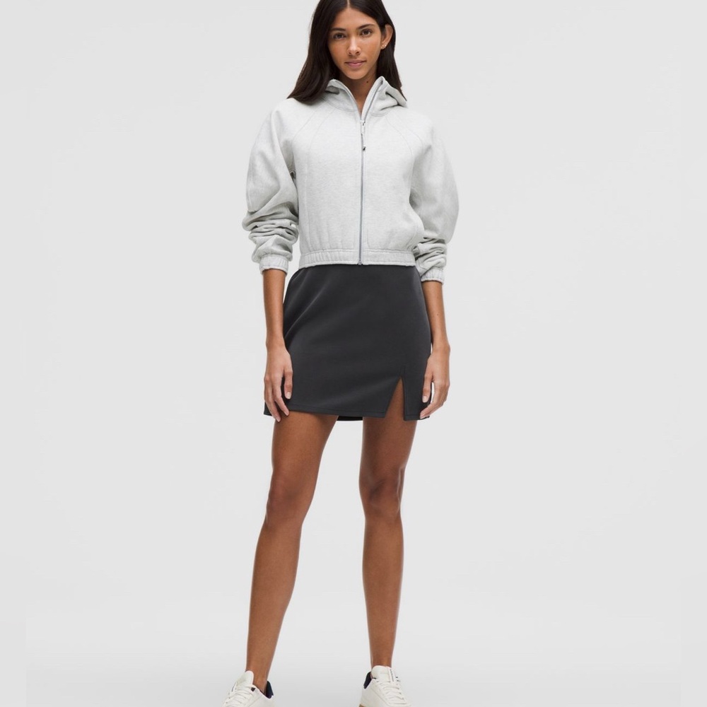 Lululemon Black Ribbed Detail Top